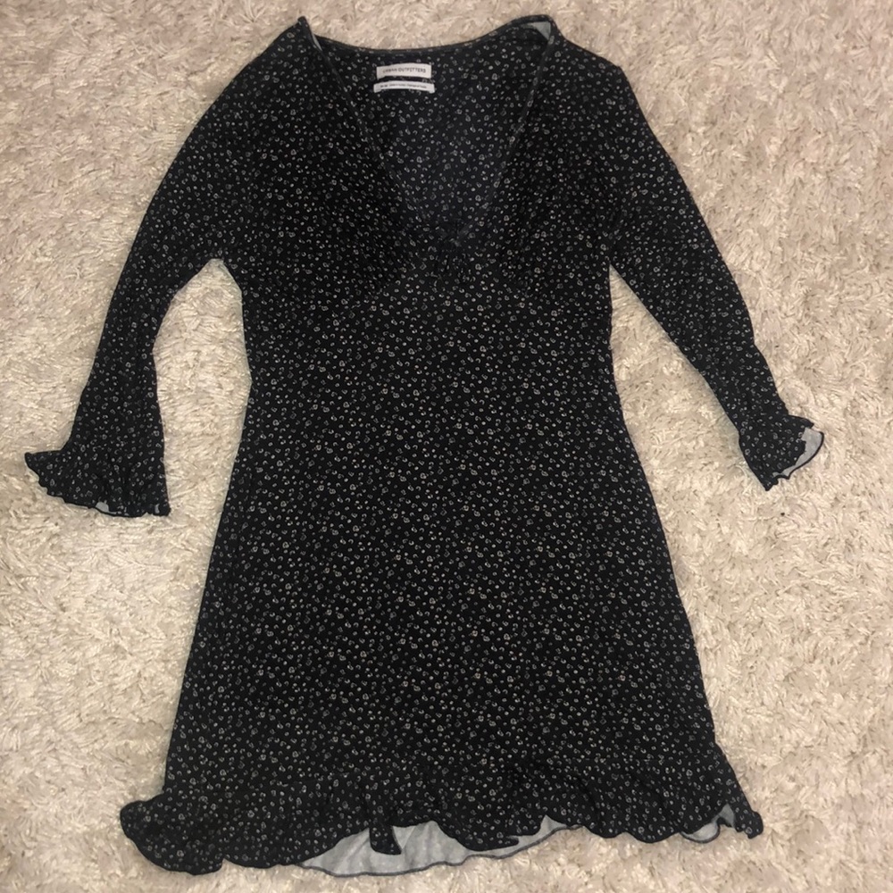 3/4 sleeve fitted mini dress.